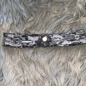 Patterned lululemon headband